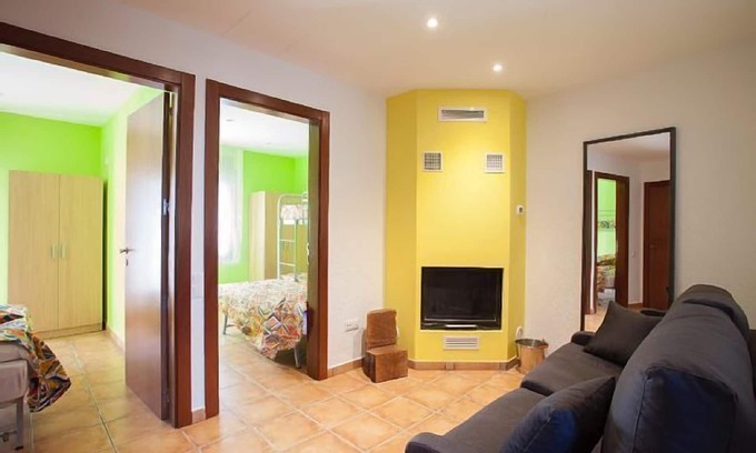 Santa Maria de Corco Cottage | Top-Rated Self-Catering L'esquirol for 5 Guests
