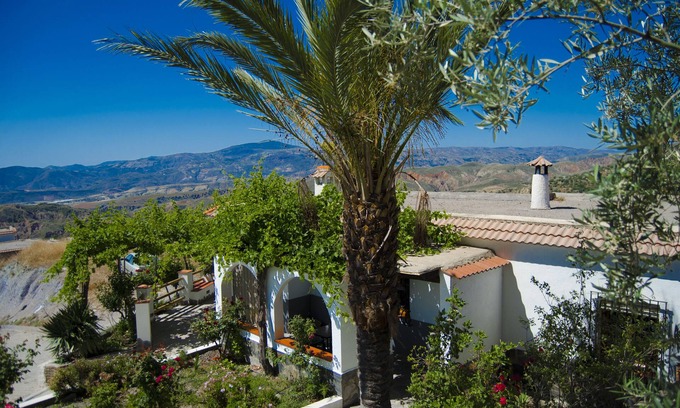 Nechite Cottage | Family-Friendly Self-Catering Balcón de Válor with Pool