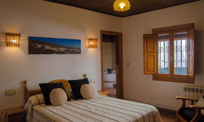 Nechite Cottage | Idyllic Balcón de Válor Rental with Ocean Views for 6