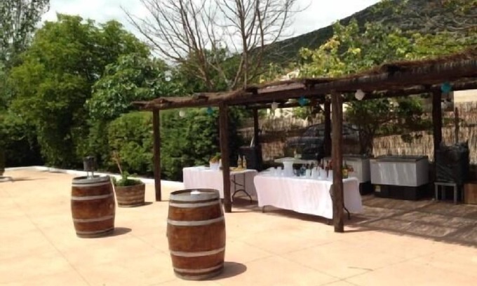 Herencia Cottage | Spacious Self-Catering Cortijo Sierra la Solana for 20