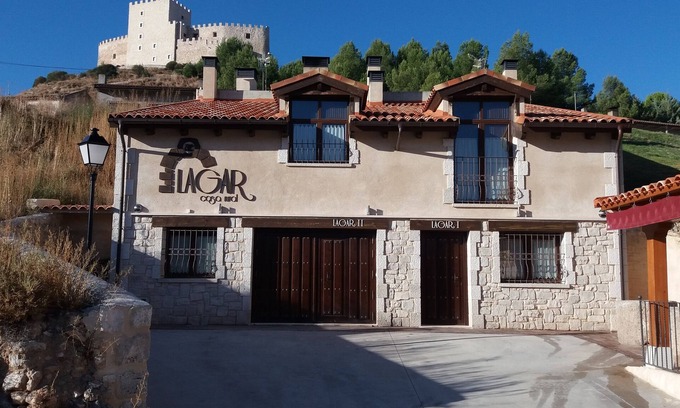 Curiel Cottage | Guest Rated 10/10: El Lagar with Spa and Hot Tub
