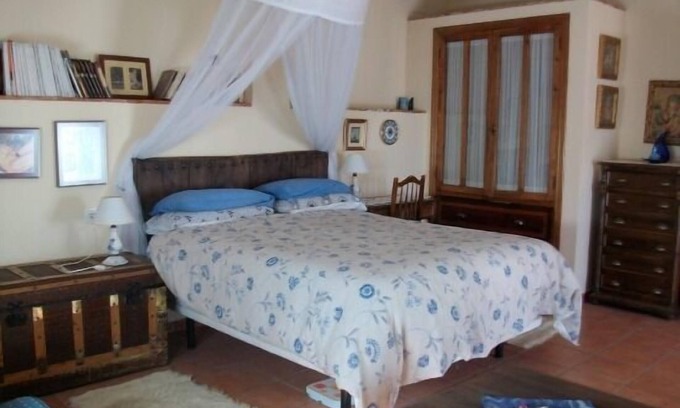 La Gila Cottage | Spacious Self-Catering Posada del Júcar for 14 Guests