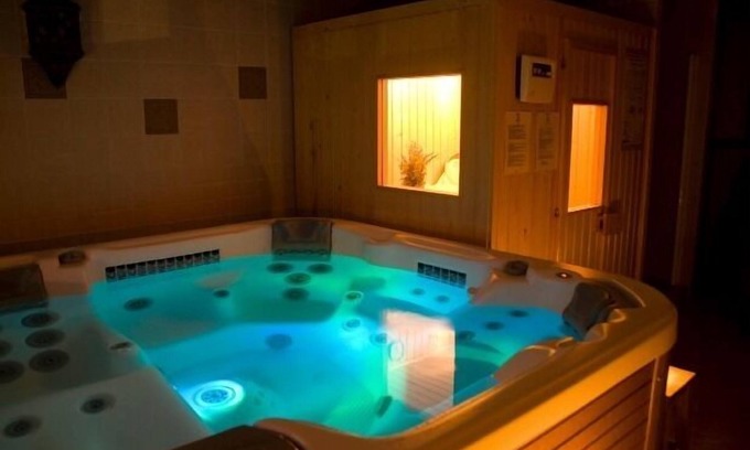 Braojos Cottage | Spacious Self-Catering La Erilla for Up to 29 Guests