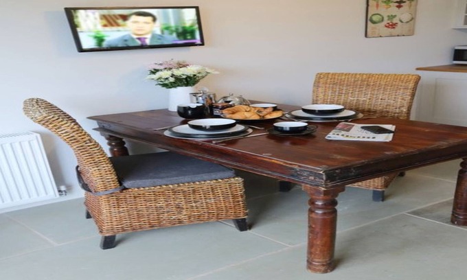 Beeley Cabin | Charming Self Catering Lodge in the Peak District