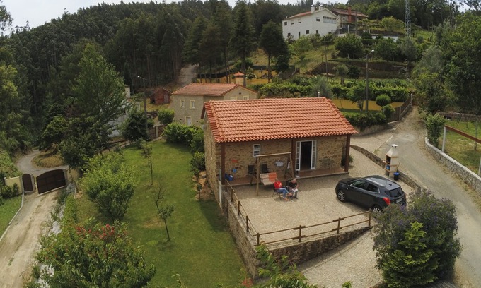Sever do Vouga Cottage | Cozy Self-Catering Quinta do Sobreiral for 4 Guests