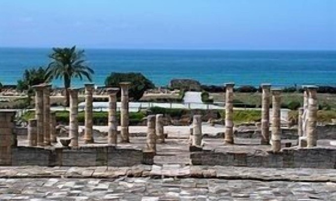 Bolonia Cottage | Cozy Self-Catering Retreat Sierra de la Plata for Two
