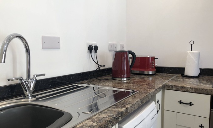 Newton St Loe Apartment | Convenient Self Catering Studio Apartment for Your Stay