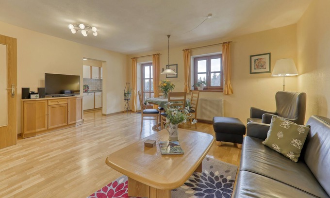 Spiegelau Apartment | Modern Self-Contained Apartment in Falkenstein with Spa