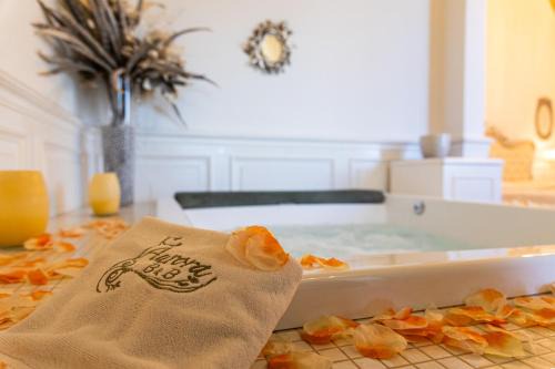 Alezio Bed & Breakfast | Oceanfront Palazzo Aurora - Spa Retreat with Breakfast Included
