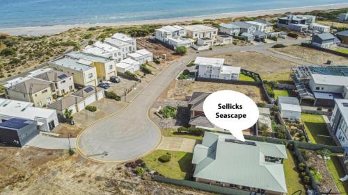 Sellicks Beach House | Enchanting Sellicks Seascape: Family-Friendly Retreat