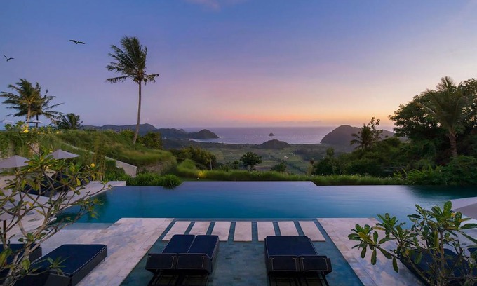 Selong Belanak Villa | Experience Selong Selo Resort: Oceanfront Bliss Awaits
