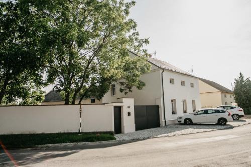 Stepanov House | Pet Friendly Retreat at Selský Dvůr – Rated 9/10 by Guests