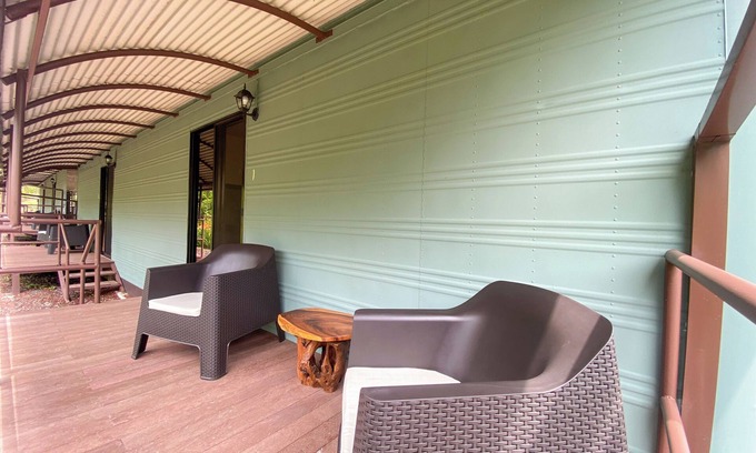 Rio Cuarto de Grecia Apartment | Serene Retreat: Lake Views & Spa Near Rio Cuarto Center