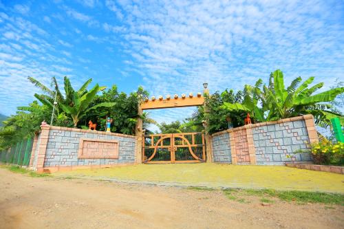 Salem House | Discover Selvamathi Farm Resorts: Family-Friendly Escape