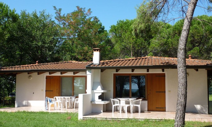 Aquileia House | Semi-detached bungalow with terrace not far from the sea