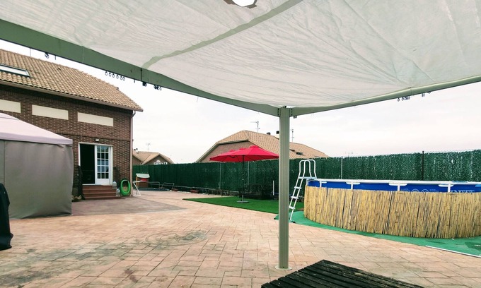 Sesena Ski Chalet | Semi-detached: pool, barbecue, chillout, 400m patio