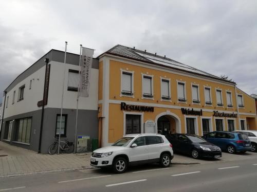 Gols Hotel | Discover Comfort at Seminarhotel Daniels - 4-Star Retreat