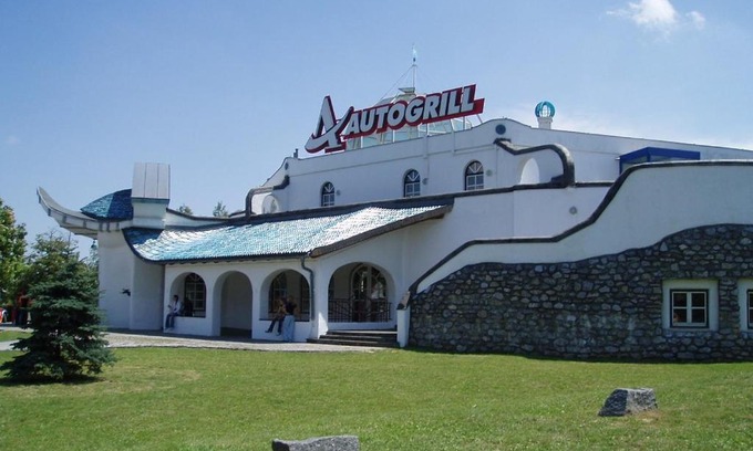 Goettlesbrunn-Arbesthal Hotel | Comfortable Stays at Seminarhotel Göttlesbrunn with Hot Tub