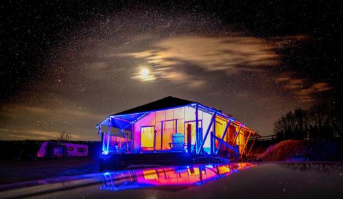 Totnes House | Discover Semira Tent Lodge: 4-Star Pet-Friendly Escape