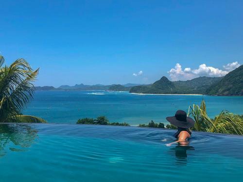 Selong Belanak Hotel | Seaside Bliss at Sempiak Resort with Oceanfront Views