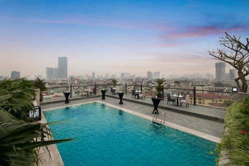 Nghia Đo Hotel | Discover Sen Grand Hotel & Spa: 4-Star Retreat with Pool
