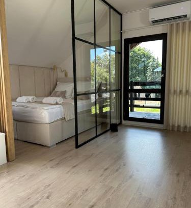 Siemiany Apartment | Guest Rated 9.6: Sen Nad Jeziorakiem, Family-Friendly Retreat