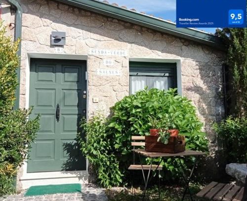Caldas de Reis House | Discover Senda Verde do Salnés: 9.6/10, Oceanfront Bliss