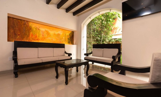 Actopan Hotel | Discover Sendero Hotel: Family-Friendly with Spa Amenities