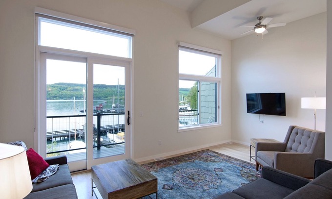 Watkins Glen House | Discover Seneca Breeze: Walk to Watkins Glen Attractions