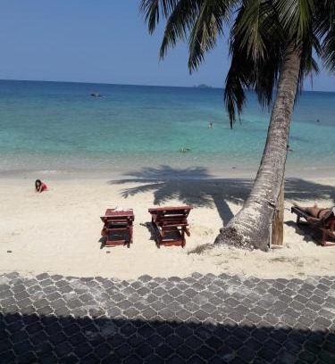 Pulau Perhentian Kecil Resort | Oceanfront Bliss at Senja Bay Resort - Family Friendly Retreat