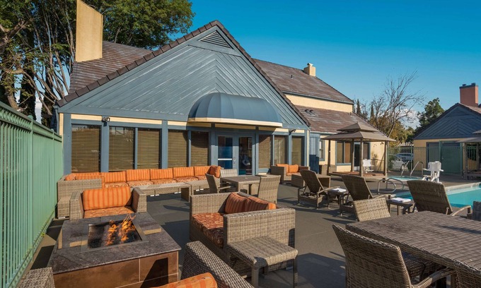 Livermore Hotel | Experience Comfort at SenS Suites Livermore by Best Western