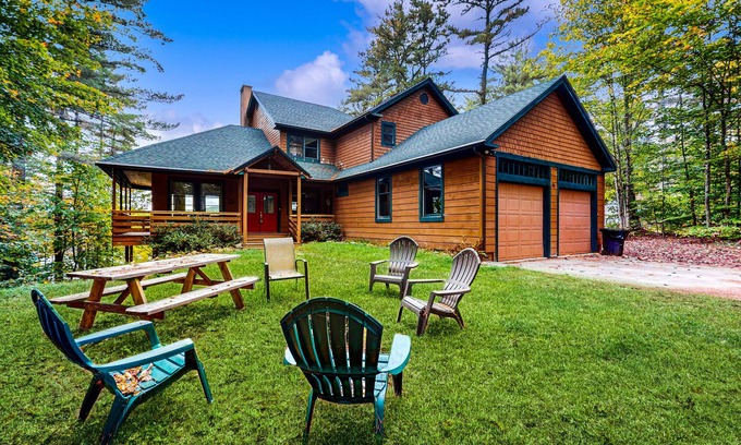 Chocorua Ski and Beach House | Idyllic Lakefront Retreat with Private Beach & Cozy Fireplace