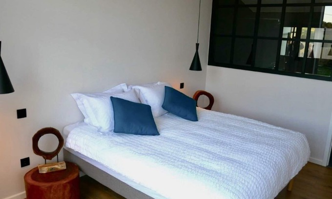 Esposende Hotel | Inviting Sense of Ofir - Coastal Guest House Retreat