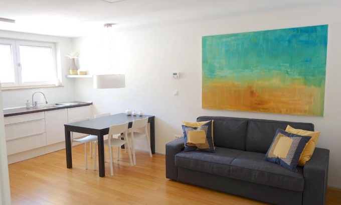 Siska District Apartment | Exceptional Sensei Apartment with Hot Tub & Pet-Friendly Stay
