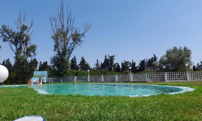Ben Khalled Villa | Inviting Senteurs d'Oranges: Pet-Friendly Oasis with Pool