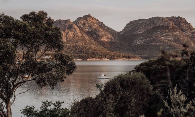Coles Bay House | Sentinel at Freycinet