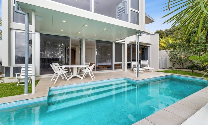 Auckland House | Relaxing Family Getaway at Sentinel Beach House, Auckland
