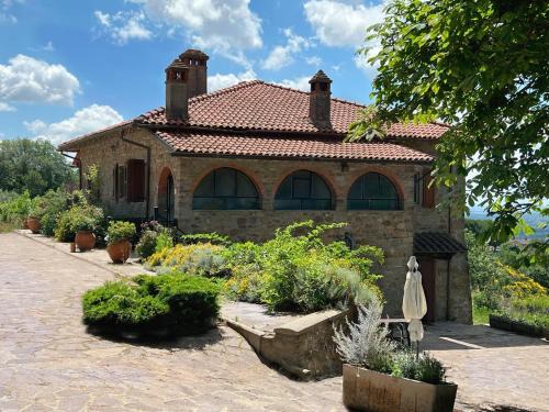 Civitella in Val di Chiana Villa | Belvedere - Enchanting Tuscan Villa with Oceanfront Pool