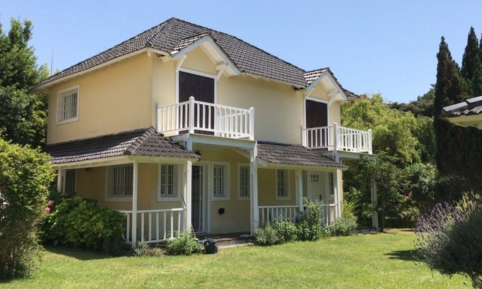 Valeria del Mar Cabin | Feel at Home Just Steps from the Beach - Pet & Child Friendly