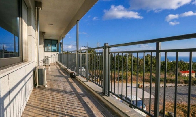 Jungmun House | Eco-Friendly Stay at Seogwipo Jungmun Yechon Pension