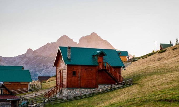 Montenegro House | Cozy Seosko domaćinstvo 2 Komovi: Family-Friendly Getaway