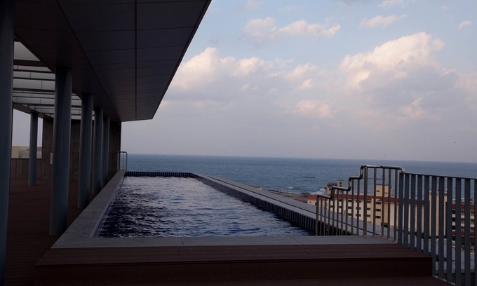 Jocheon Hotel | Discover Seoubong Beach Hotel: Family-Friendly Retreat