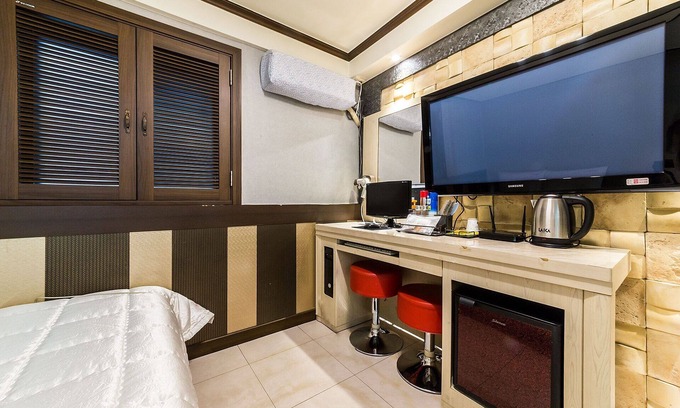 Bongcheon-dong Hotel | Eco-Friendly Comfort at Seoul National University Angel