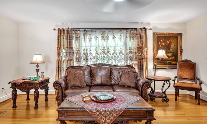 Chapel Hill House | Sept special 3king beds 1Gbps GFiber Free EV charger