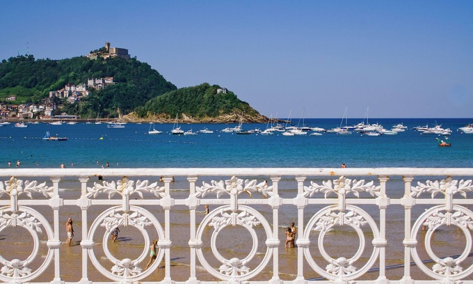 Antiguo Hotel | Discover Comfort at Sercotel Codina with Spa & Breakfast