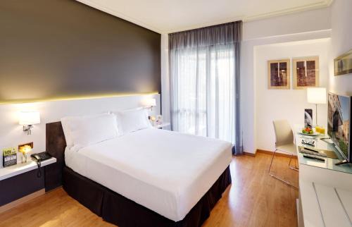 Badajoz Old Town Hotel | Discover Sercotel Gran Hotel Zurbarán: 4-Star Family Retreat