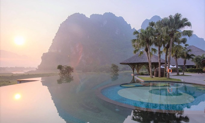 Bay Lang Hotel | Relaxing Getaway at Serena Resort Kim Boi with Spa & Pool