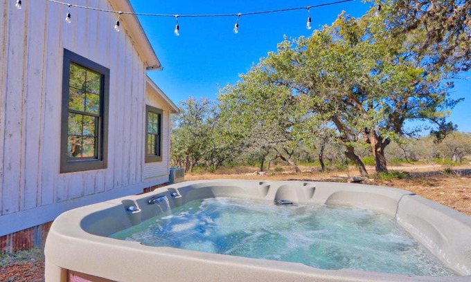 Wimberley House | Discover Serendipity Farmhouse: Family-Friendly Retreat