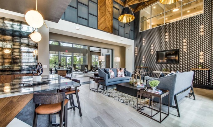 Montopolis Apartment | Tranquil 1BR King Suite Near Downtown with Fast Wifi