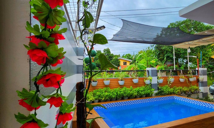 Jaro House | Tranquil 2BR Retreat with Private Pool and Breakfast